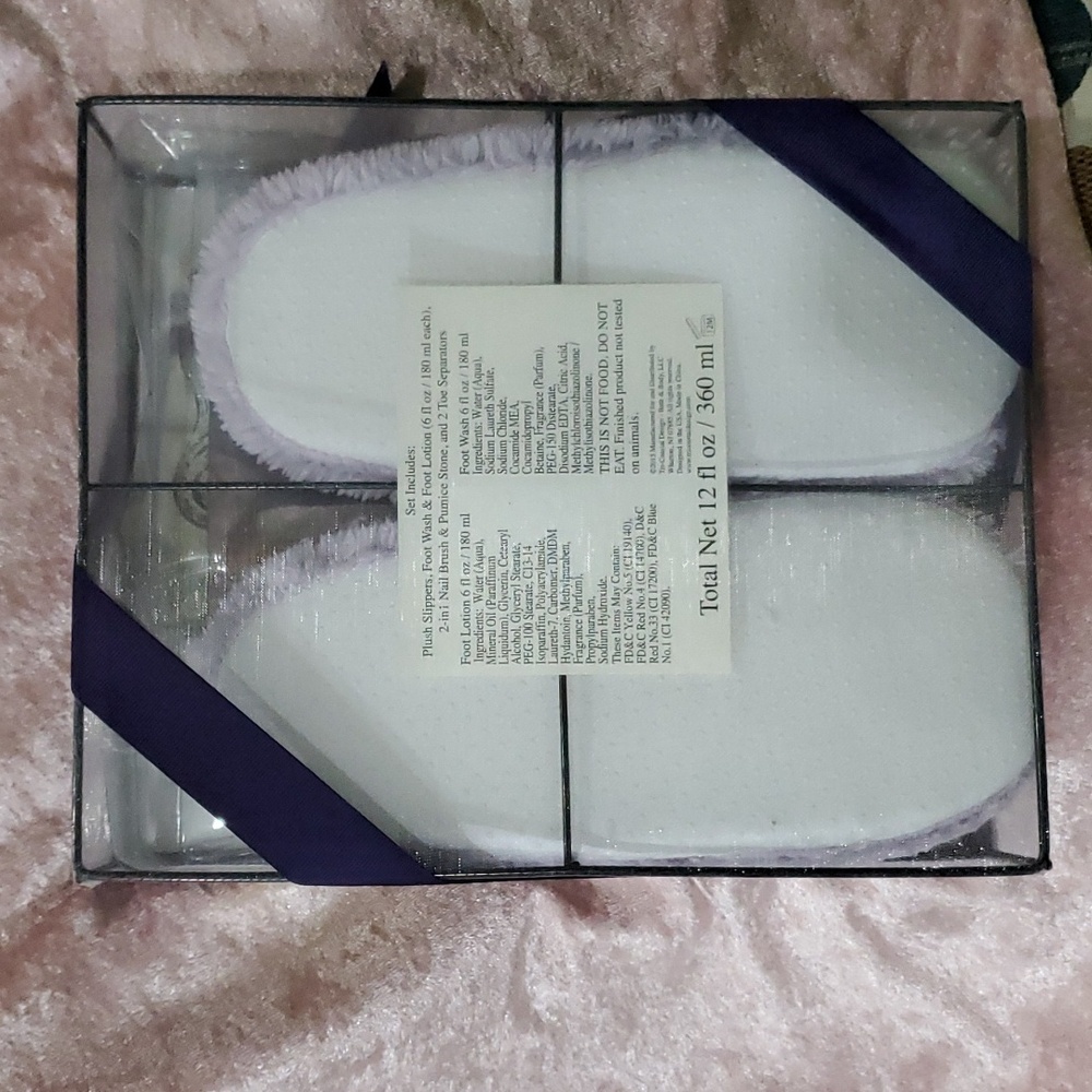 Gift set - Picture 3 of 3
